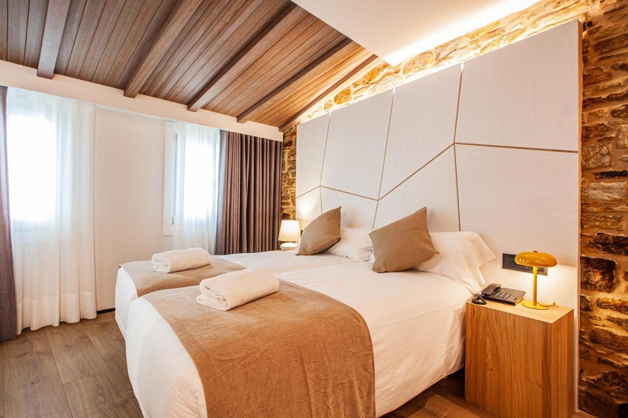 Hotel Plaza Obradoiro By Bossh! Hotels Сантьяго-де-Компостела Экстерьер фото